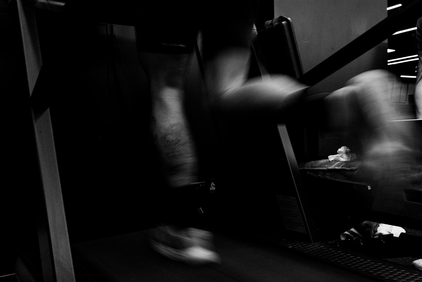 MXO Fitness Test participants training together at Until